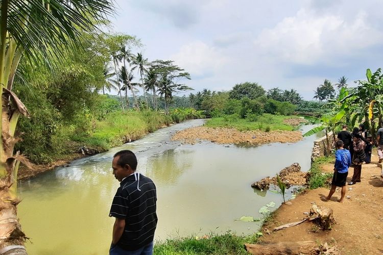 Sungai Cileuer Kampung Leuwi Ili Kecamatan Cijeunjing Kabupaten Ciamis, menjadi lokasi tragedi maut kegiatan susur sungai yang menewaskan 11 siswa MTs Harapan Baru, Ciamis, Jumat (15/10/2021) lalu.
