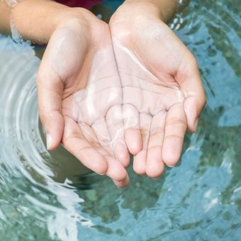 Ilustrasi air bersih.