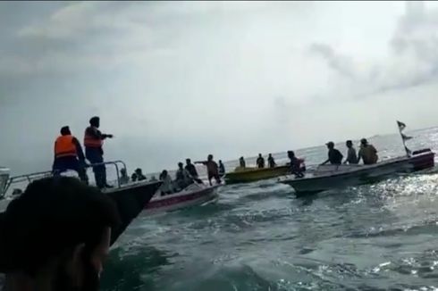 Video Viral Warga Demo di Laut, Minta Petugas Kembalikan Banana Boat yang Disita