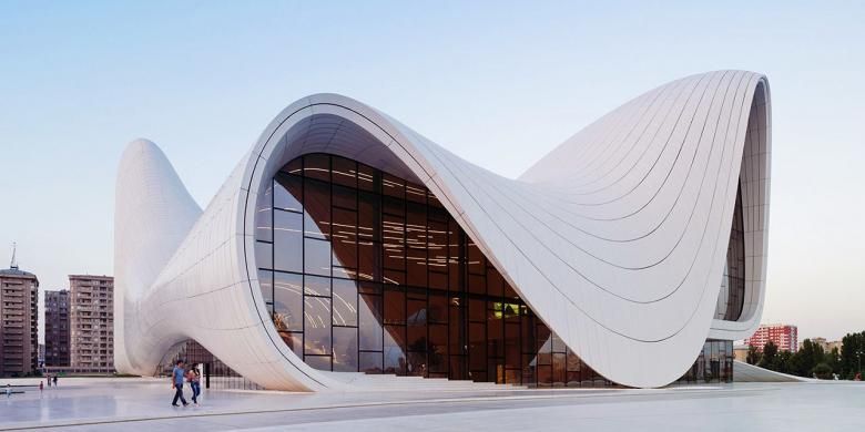 Heydar Aliyev Center di Baku, Azerbaijan