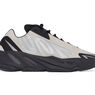 Adidas Yeezy Boost 700 MNVN Bone Tampil dengan Desain Simpel
