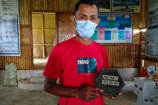 Kelompok Ekowisata di Wakatobi Manfaatkan Sampah Plastik untuk Paving Block Rumah, Seperti Apa?