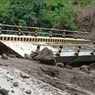Jembatan Ambruk Akibat Banjir dan Longsor, Akses Warga Terhambat