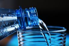 Serba-serbi Sparkling Water, Amankah untuk Kesehatan?