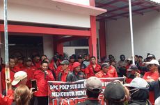 Pengurus Ranting dan Simpatisan PDI-P Tiga Kecamatan di Sukoharjo Geruduk Kantor DPC