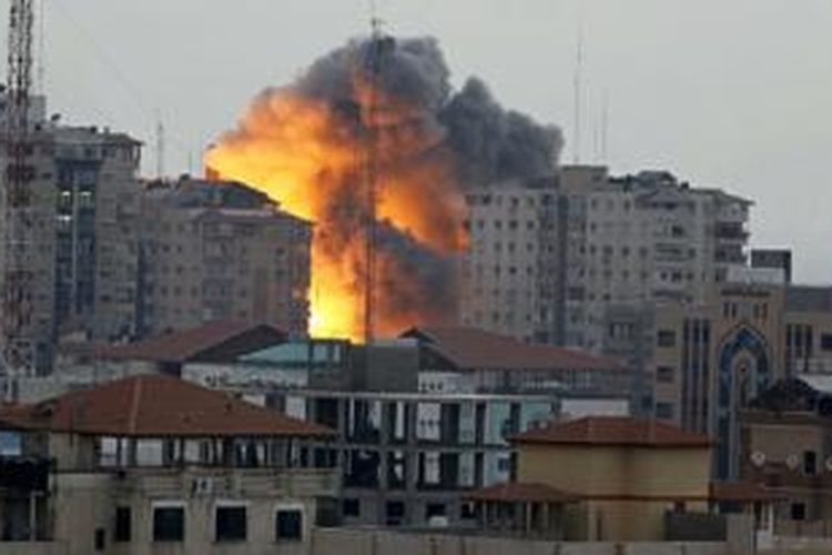 PBB mencatat lebih dari 17.000 rumah di kawasan Jalur Gaza hancur dan rusak akibat serangan Israel sejak 8 Juli lalu.