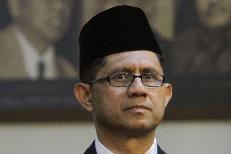 Pimpinan terpilih KPK periode 2015-2019, Laode M Syarif, pada acara serah terima jabatan, di Gedung KPK, Jakarta, Senin (21/12/2015).