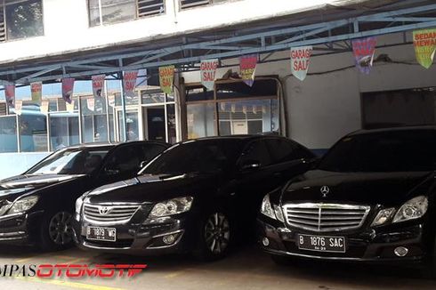 Harga Sedan Mewah Bekas Taksi, Camry dan Mercy Cuma Rp 100 Jutaan