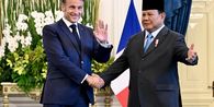 Macron Unggah Cuitan Berbahasa Indonesia: Kita Makin Mendekat