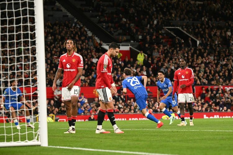 Hasil Man United Vs Brighton 2-3, Setan Merah Tersingkir Lagi di Rintangan Pertama