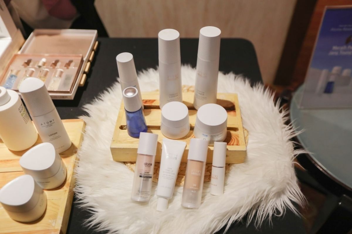 Produk perawatan tubuh dan kulit Atomy. 