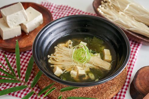 Resep Sup Miso Tofu dan Jamur Enoki, Santap Saat Cuaca Dingin