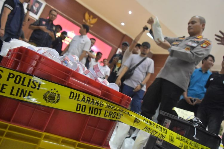 Apa Bahaya Tepung Tapioka Jadi Bahan Utama Skincare Palsu? Ini Kata Dokter