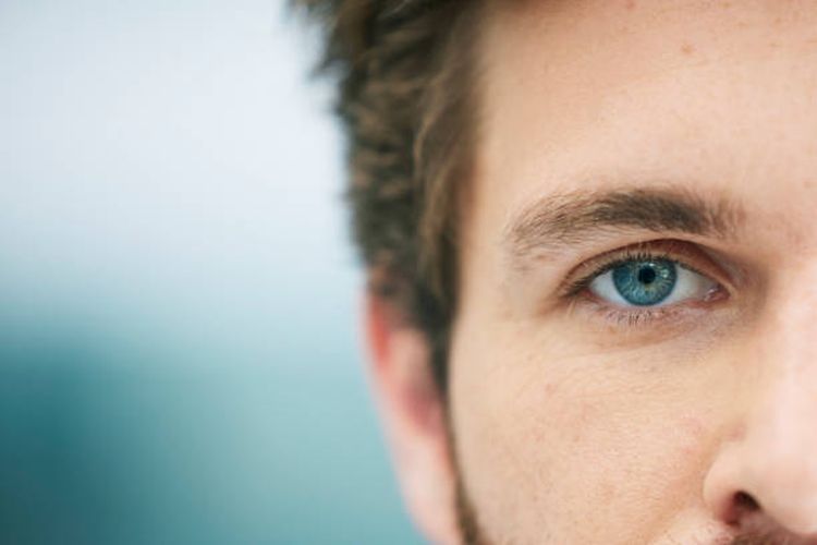 Ilustrasi mata biru, salah satu warna mata paling langka di dunia.