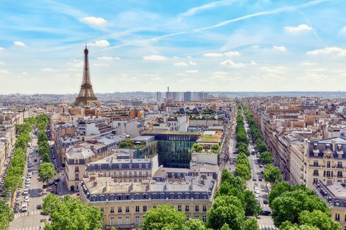 Cara Paris Bikin Betah Pejalan Kaki, Naikkan Tarif Parkir Mobil SUV 