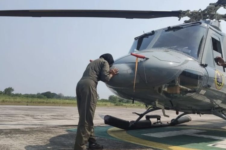 Pusat Penerbangan TNI Angkatan Laut (Puspenerbal) menciptakan sejarah baru setelah mengukuhkan Lettu Laut (P/W) Sri Utami sebagai kapten pilot helikopter. Ia menjadi kapten pilot helikopter wanita pertama di jajaran Puspenerbal. Pengukuhan itu dilakukan oleh Wing Udara 2 Puspenerbal di Skadron Udara 400 Juanda, Sidoarjo, pada Rabu (12/7/2023).