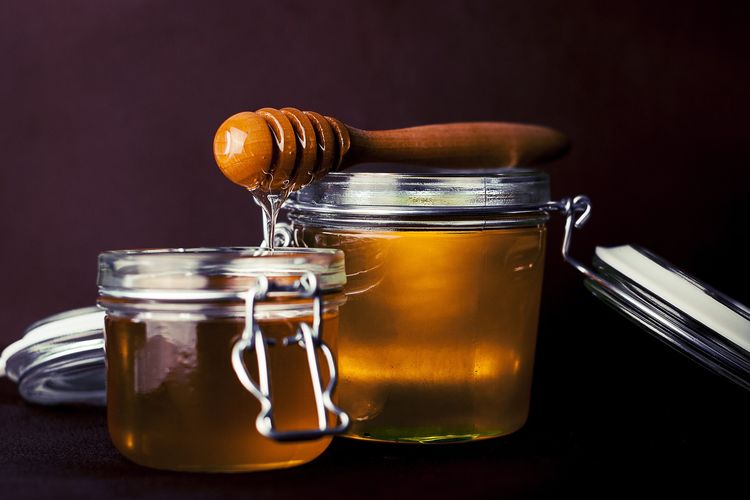 Ilustrasi madu. Manfaat madu untuk kesehatan, salah satunya madu dapat membantu meningkatkan sistem imunitas tubuh.