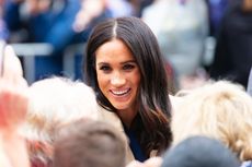 Kejutan, Meghan Markle Muncul di Tengah Sesi Pemotretan