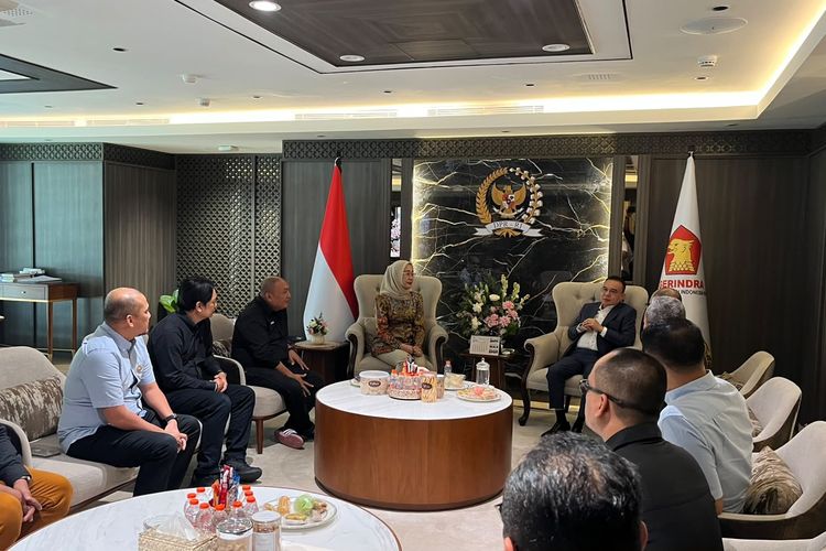 DPR Mediasi Serikat Pekerja Perkebunan dengan Manajemen, Bahas Bonus hingga Remunerasi