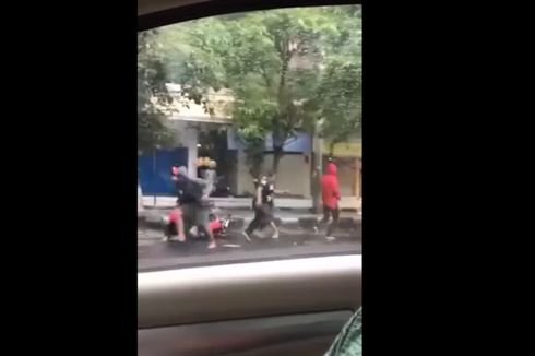 Video Viral Pengeroyokan di Sekitar Alun-alun Lamongan, Seorang Pemuda Ditangkap