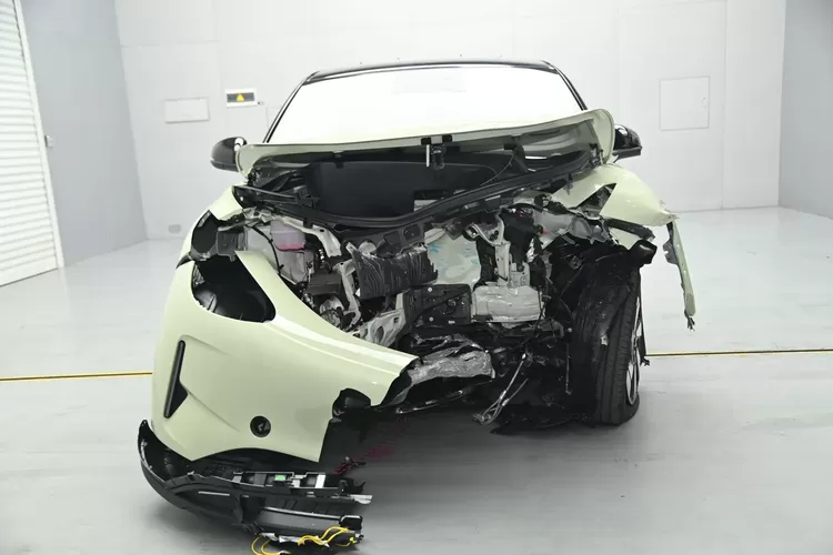Geely EX2 Raih Bintang Lima Euro NCAP, Sistem Keselamatan Berlapis