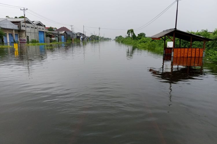 Perjalanan kereta api pandalungan rute Jember Gambir terdampak banjir semarang pada Kamis (14/3/2024)