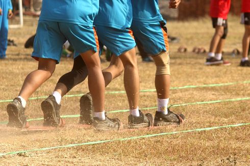 Sejarah Permainan Tradisional Bakiak Asal Sumatera Barat dan Cara Main