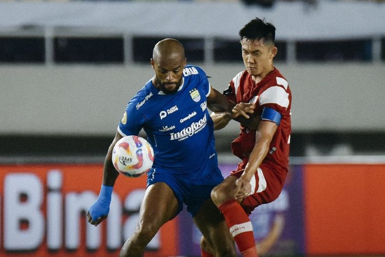 Klasemen Liga 1: Geser Persebaya, Persib Juara Paruh Musim 