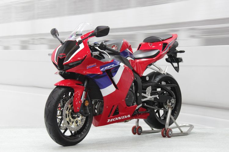 All New CBR600RR dengan warna baru telah hadir di Indonesia