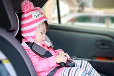 Kejadian Lagi, Anak Kecil Tertidur dan Terkunci di Dalam Mobil