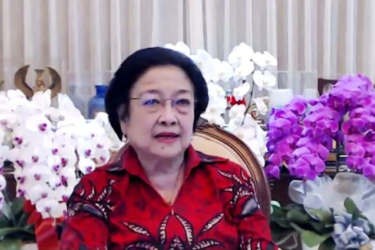 Megawati Soekarnoputri  saat menjadi pembicara kunci di Seminar Nasional Forum Rektor Penguat Karakter Bangsa (FRPKB) bertema Membumikan Ide dan Gagasan Soekarno-Hatta dalam rangka memperingati Hari Lahir Pancasila 1 Juni 2022, Rabu, (1/6/2022).