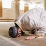 Bolehkah Lepas Masker Saat Shalat Berjemaah di Masjid? 