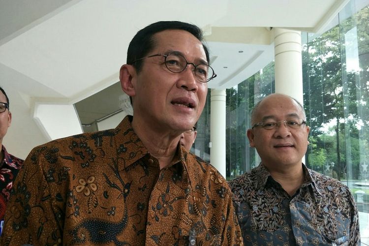 Direktur Eksekutif KNKS Ventje Rahardjo Soedigno usai menemui Wakil Presiden Jusuf Kalla di Istana Wakil Presiden, Kamis (28/3/2019). 