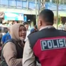 Tak Terima Ditilang karena Lawan Arus, Mahasiswi Ajak Duel Polisi