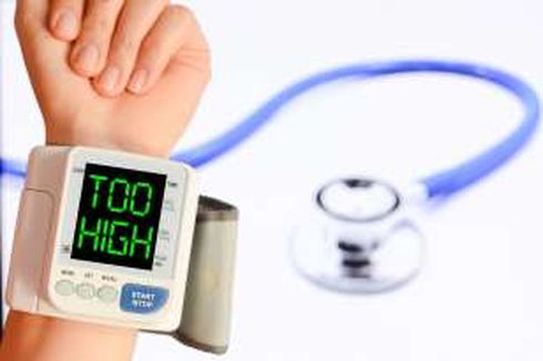 Tekanan Darah Tinggi pada Warga Lansia Turunkan Risiko Demensia