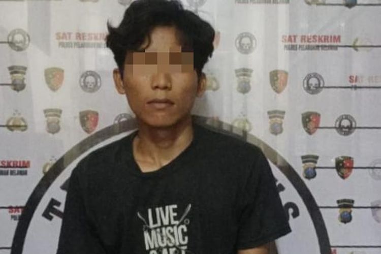M Ridho (28) pria di Kecamatan Medan Marelan ditangkap karena membekap anak balitanya menggunakan bantal