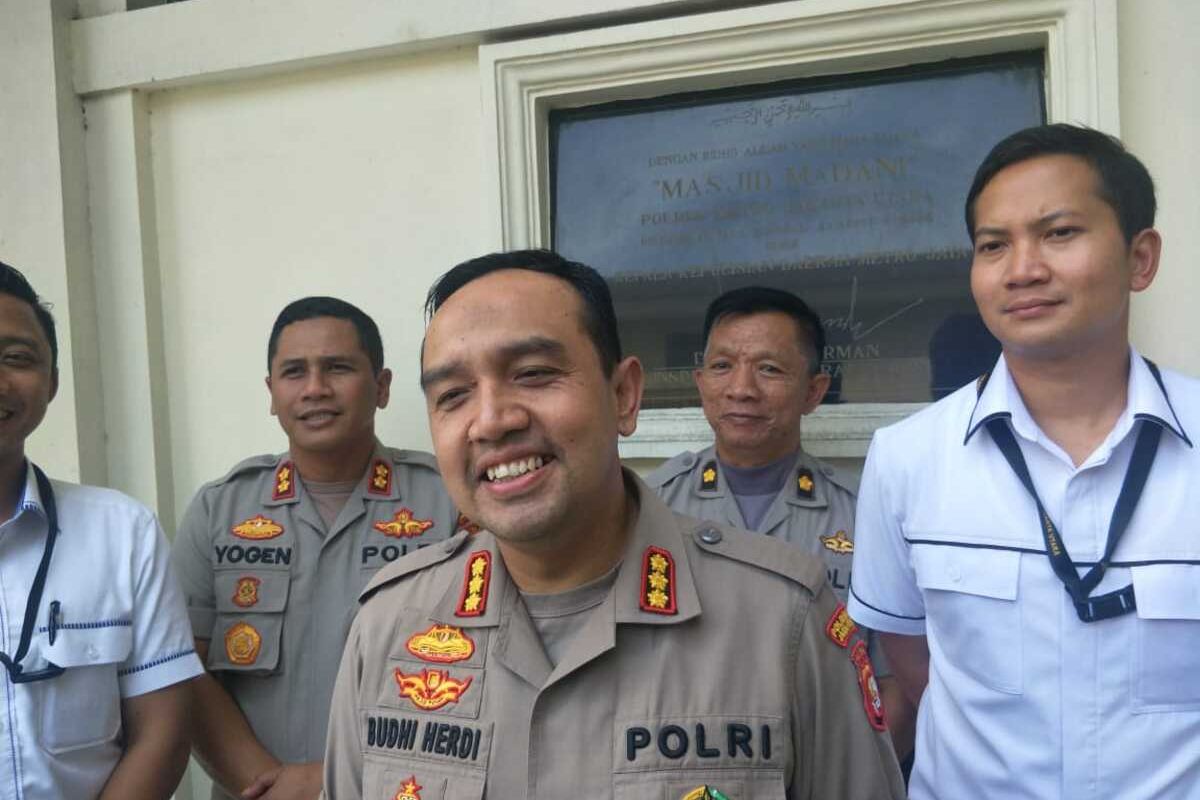 Kapolres Metro Jakarta Utara Kombes Budhi Herdi Susianto  memberi keterangan terkait kasus PSK di bawah umur di Kelapa Gading, Selasa (11/2/2020)