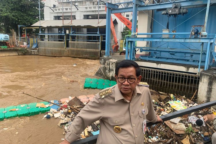 Warga Jakarta Diminta Waspadai Potensi Curah Hujan Tinggi 11-20 Maret
