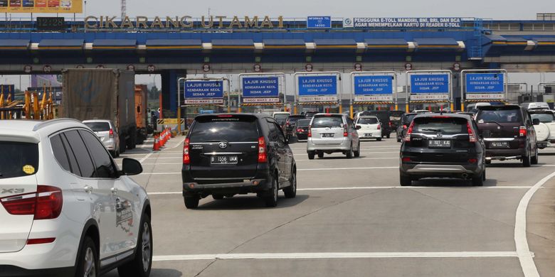 Pintu Tol Cikarang Utama