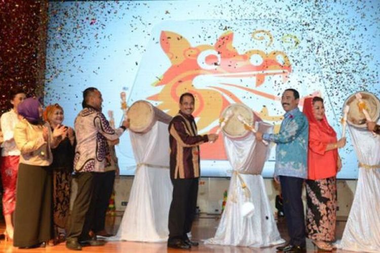 Menteri Pariwisata Arief Yahya membuka acara Semarang Great Sale 2017 di Balairung Soesilo Soedarman Gedung Sapta Pesona Kementerian Pariwisata, Selasa (14/3/2017). Semarang Great Sale diadakan pada tanggal 7 April - 7 Mei 2017.