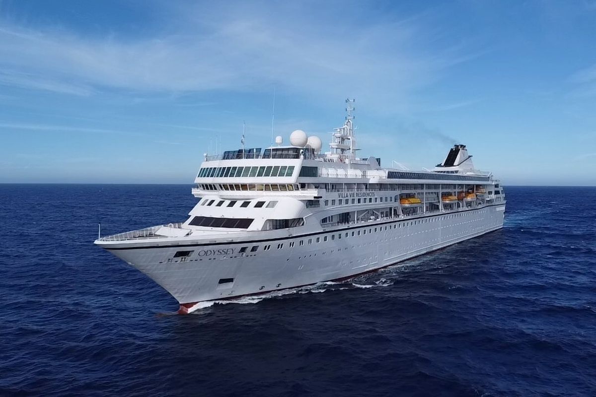 Ilustrasi kapal pesiar Villa Vie Odyssey at Sea dari Villa Vie Residences.