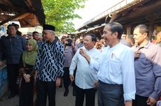 Blusukan ke Pasar Bareng Prabowo dan Ganjar, Jokowi Sebut Harga Beras Naik di Pekalongan