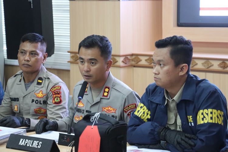 Dibayar Rp 25.000 per Botol, 9 Anak Dipekerjakan Jadi LC di Kafe Gianyar