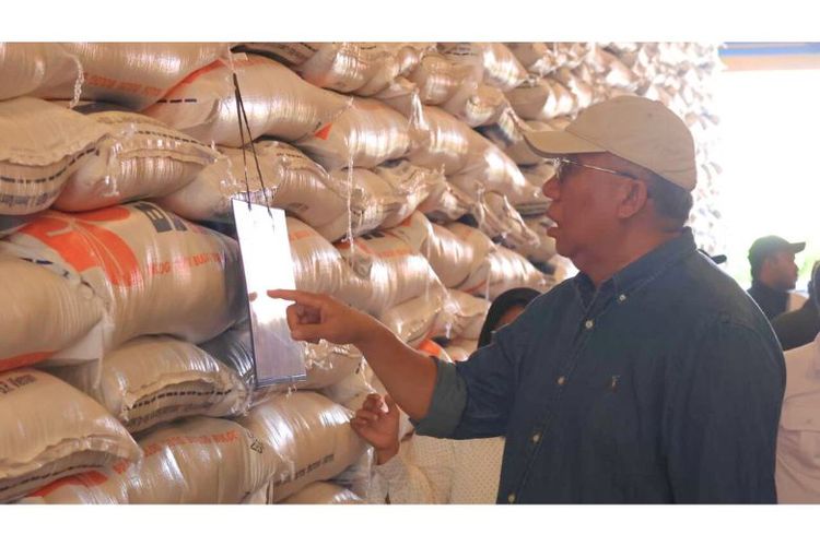 Direktur Utama Perum Bulog Bayu Krisnamurthi 