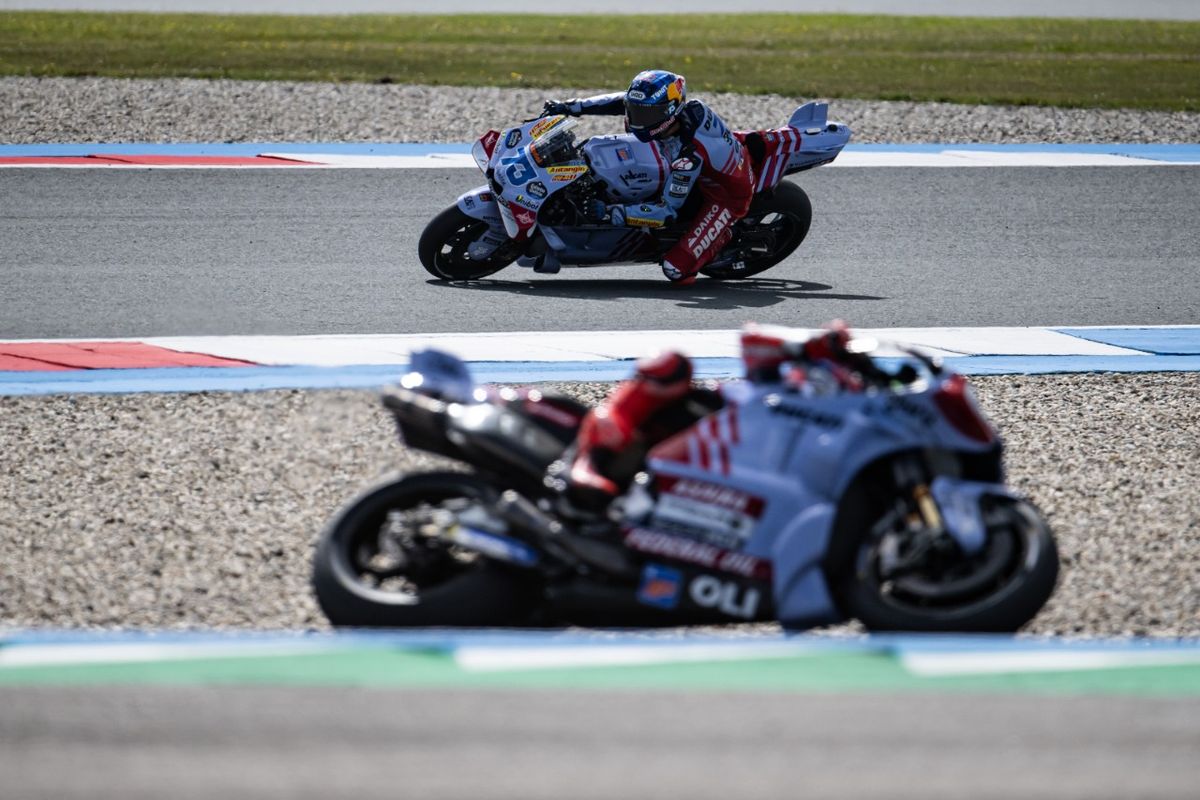 Gresini Racing bersama kedua pebalapnya, Alex Marquez dan Marc Marquez, saat berlaga pada MotoGP Belanda 2024