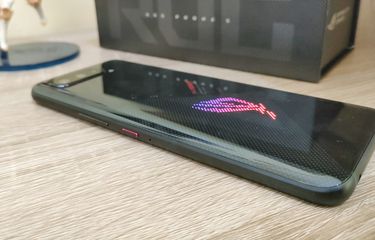 Spesifikasi Serta Harga Asus Rog Phone Dan Rog Phone Ultimate Di