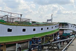 BBM Subsidi Kosong, Aktivitas Kapal Lumpuh, Buruh Pelabuhan di Samarinda Terancam Tak Makan