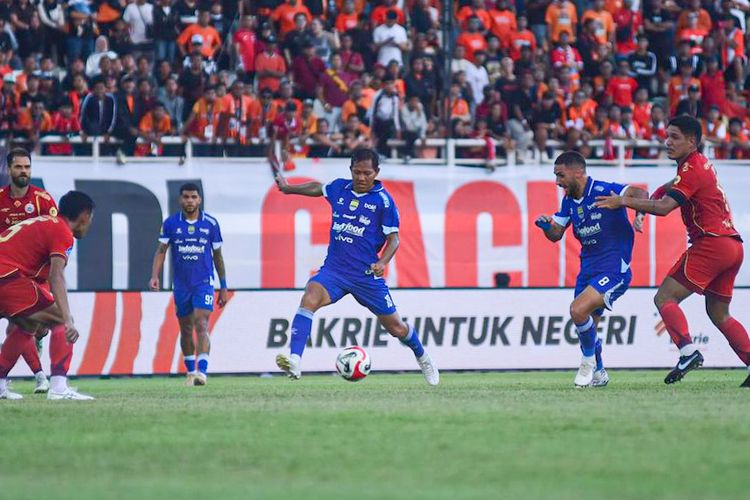 Persija Kalah Lagi dari Persib, Jakmania Rindukan Pemain Berkarakter 