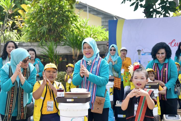 Lokakarya Membaca dan Bercerita bersama Ibu Negara di Provinsi NTB.