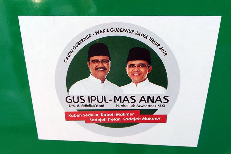 Bentuk stiker dan spanduk dukungan kepada pasangan Saifullah Yusuf dan Abdullah Azwar Anas, dalam Pilkada Jatim 2018.